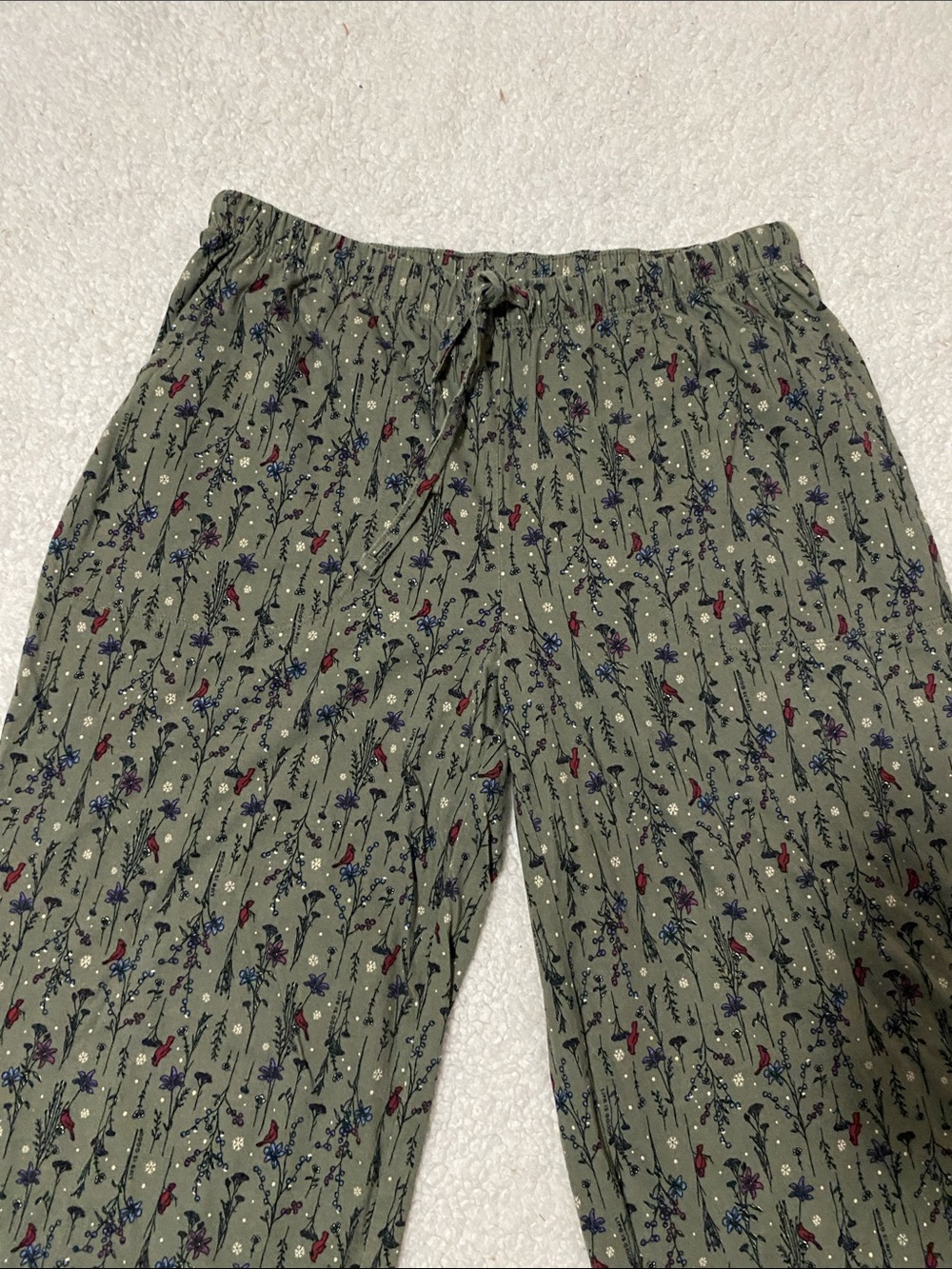 Life is good Womens size medium pajama lounge pants cardinals and flowers NWOT - Picture 5 of 16
